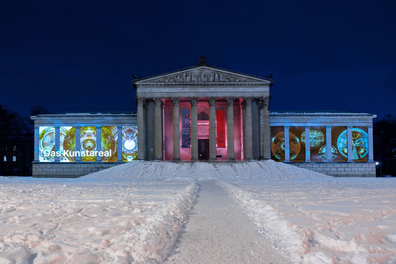 LICHTINSTALLATION  - KÖNIGSPLATZ MÜNCHEN