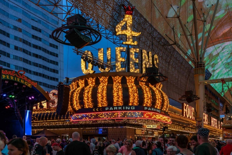 Fremont-Street-2-